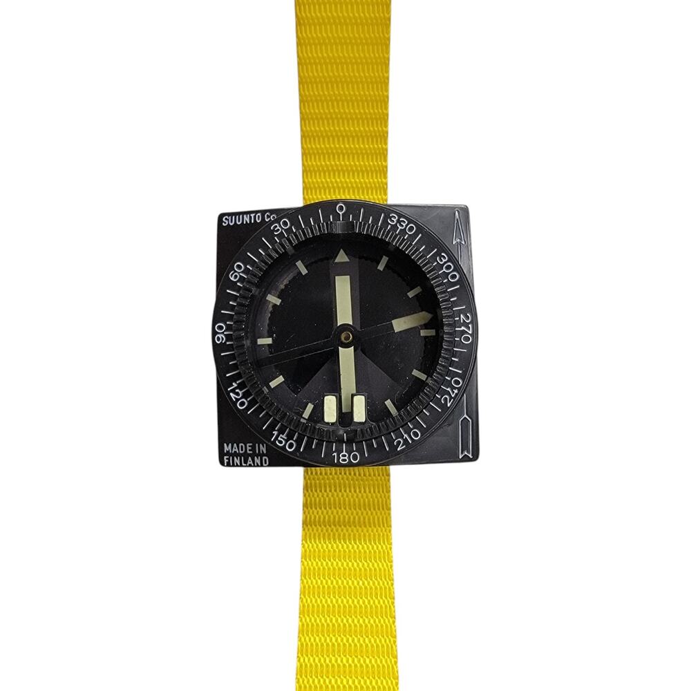 Vintage Suunto Wrist Dive Compass Square Scuba Yellow Strap Made in Finland